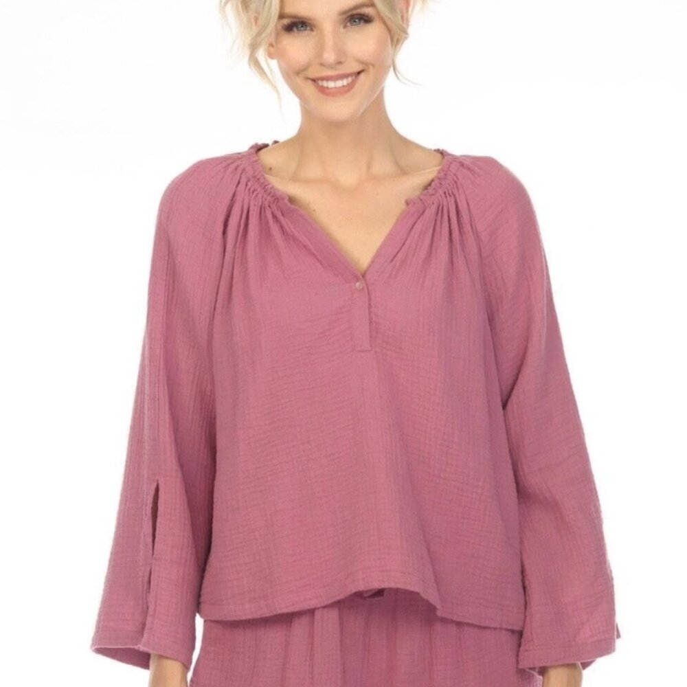 Calme by Johnny Was Liya Split Neck Mauve 100% Organic Cotton Top Size XS NWT